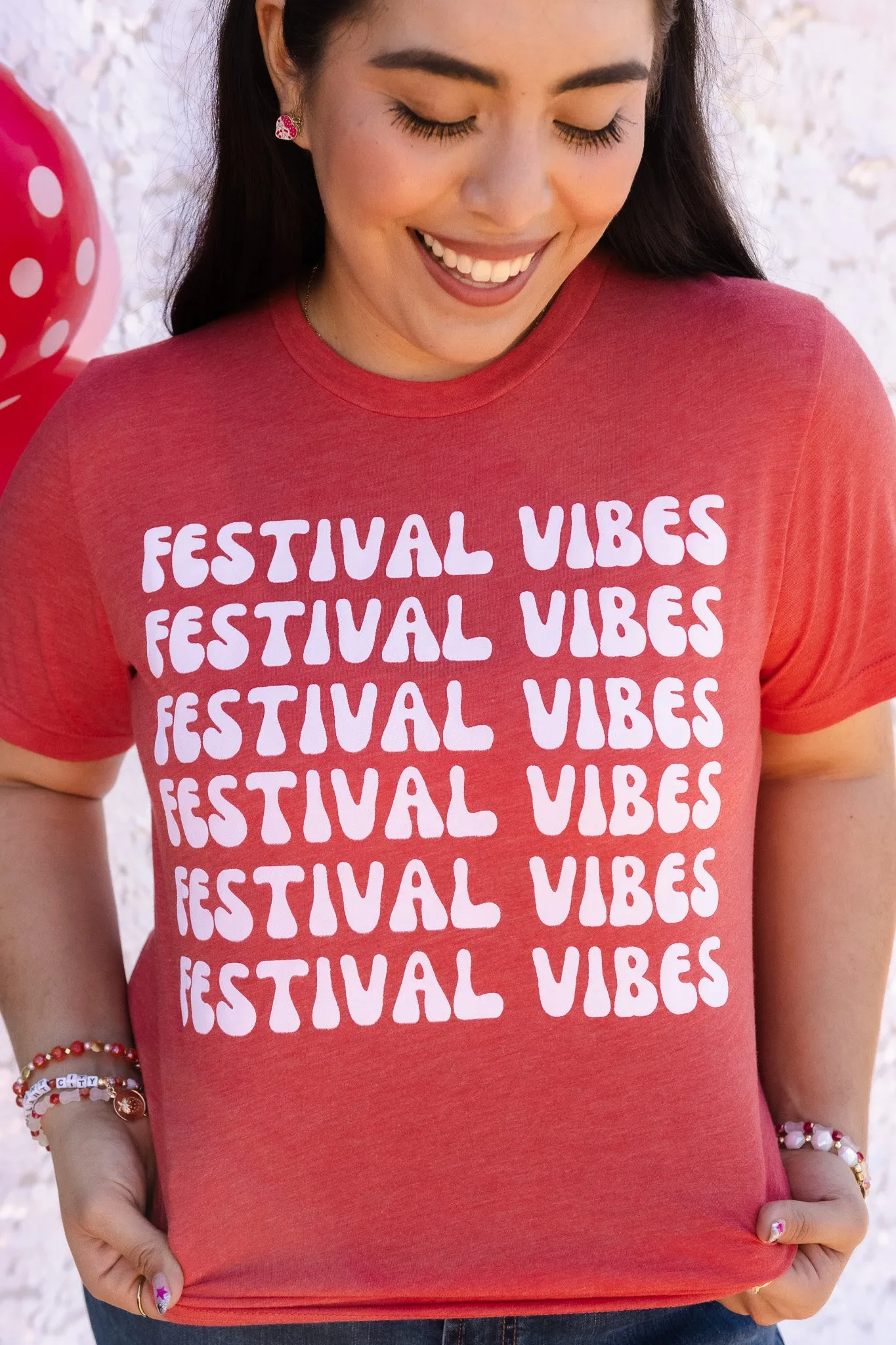 FESTIVAL VIBES TEE